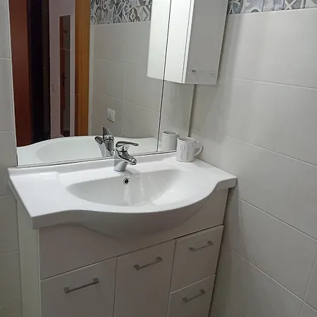Miramare بيت ضيافة