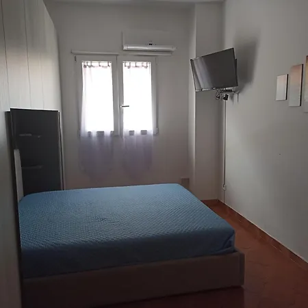 Miramare سكولييتي