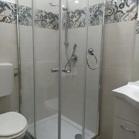 Miramare بيت ضيافة