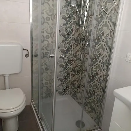 بيت ضيافة Miramare *